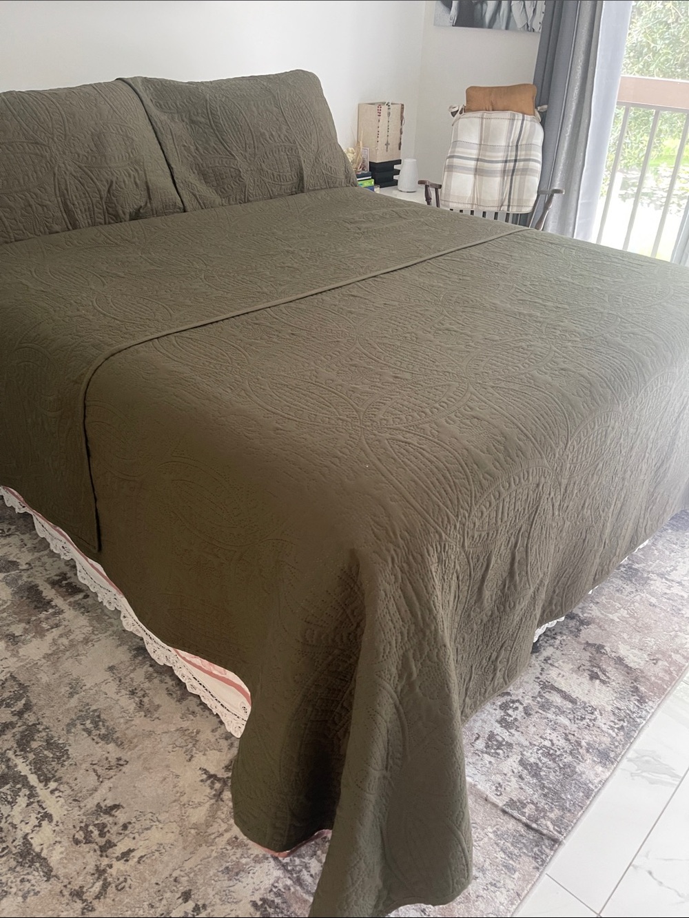 SHEIN Olive Green Edredón